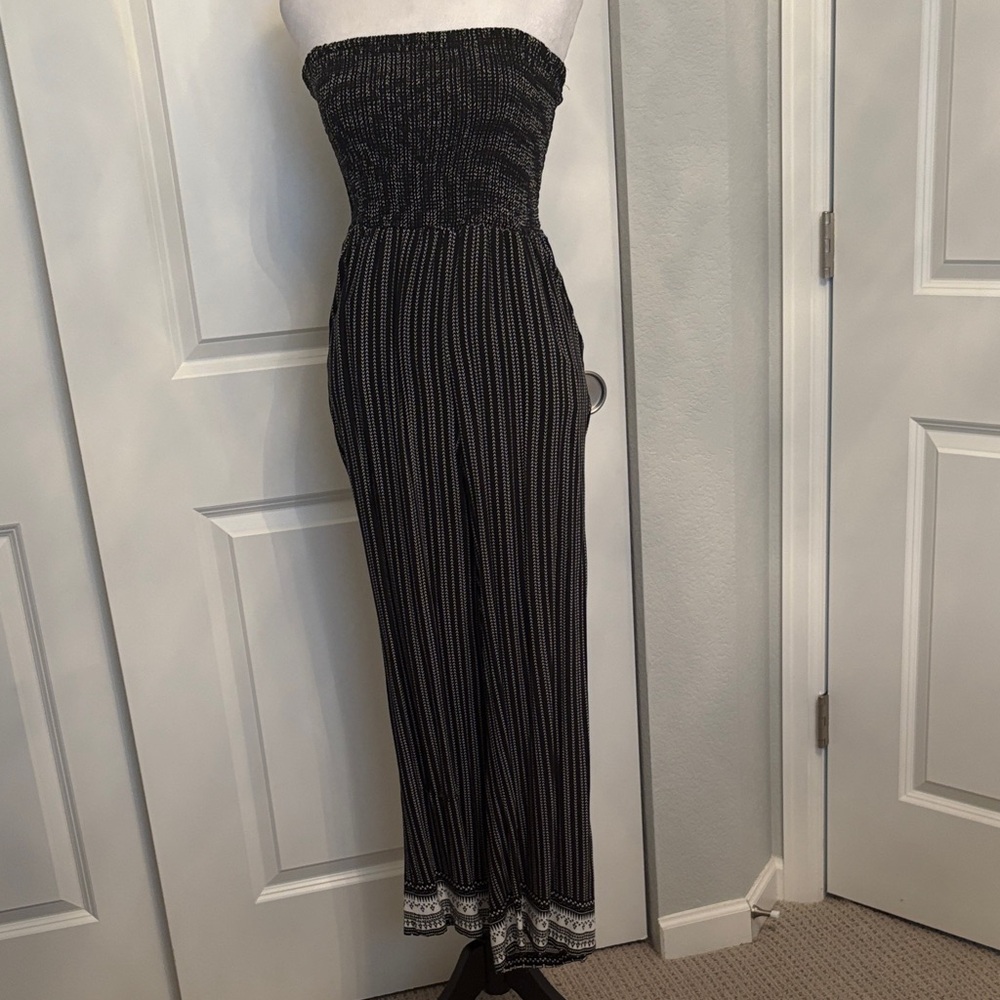Chic Black and White Strapless Jumpsuit